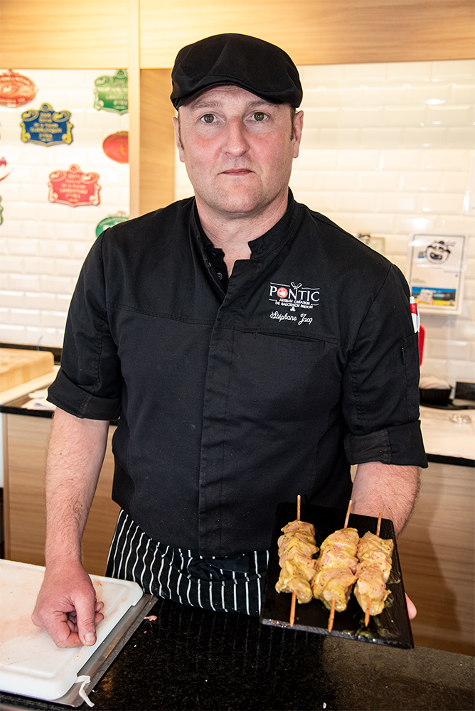 La recette des brochettes de veau aux agrumes de Stéphane Jacq, des Grands Terroirs du Pontic à Landivisiau (29)